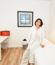 Book an Appointment with Dr. Yahui Hou for Acupuncture