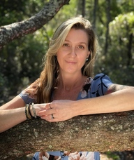 Book an Appointment with Sarah Lewis-Mansour for Hypnotherapy