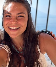 Book an Appointment with Dr. Amanda Burns for Chiropractic