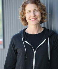 Book an Appointment with Stacey Earl for Muscle Activation Techniques (MAT)