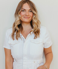 Book an Appointment with Dr. Hannah Schwartzer for Chiropractic