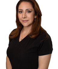 Book an Appointment with Irene Leal Marín for ELECTROLYSIS