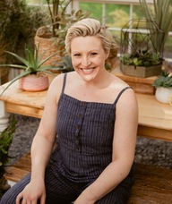 Book an Appointment with Dr. Madilyn Sinagra for Chiropractic