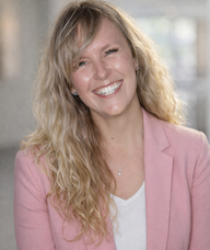 Book an Appointment with Dr. Dana Plumb for Chiropractic